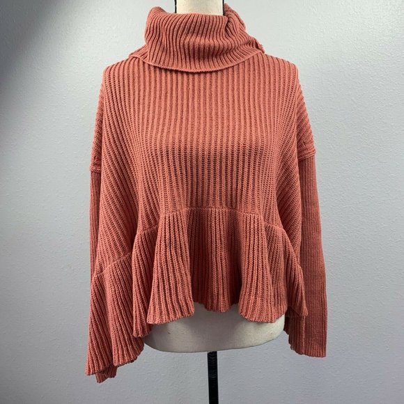 Free People Layer Cake Sweater Rose Icing Pink - Picture 3 of 6